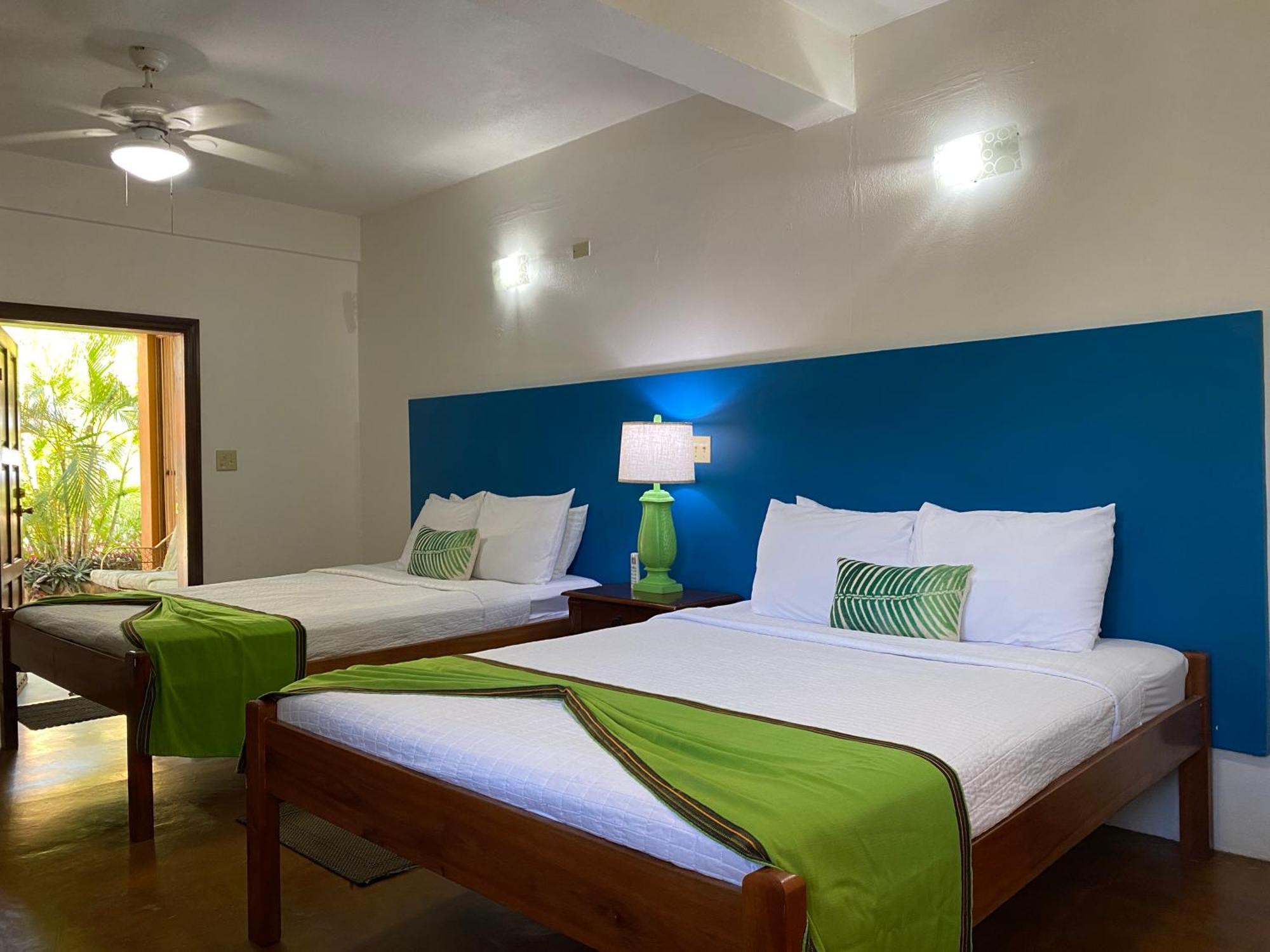 Coconut Row Boutique Hotel Hopkins Pokój zdjęcie