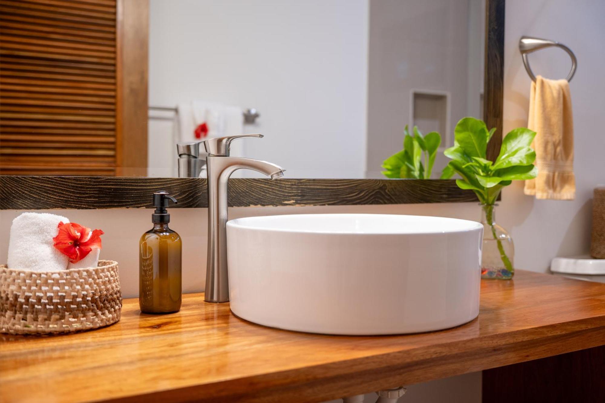 Coconut Row Boutique Hotel Hopkins Zewnętrze zdjęcie